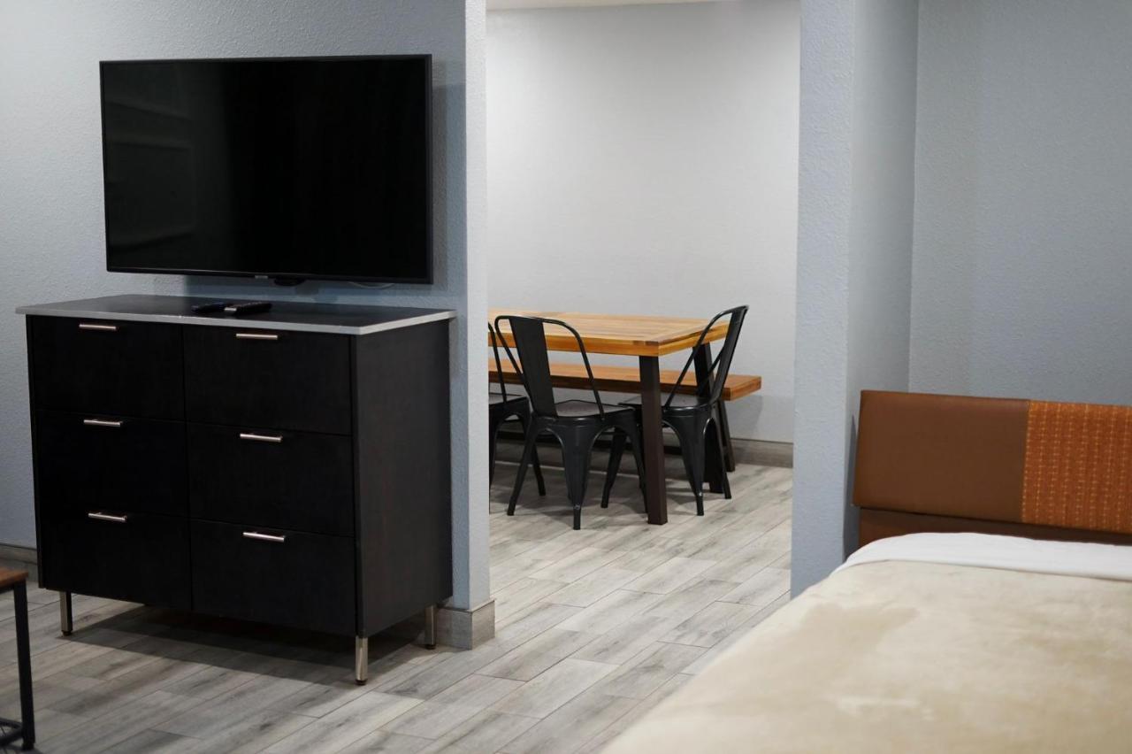 Celebration Suites Екстериор снимка