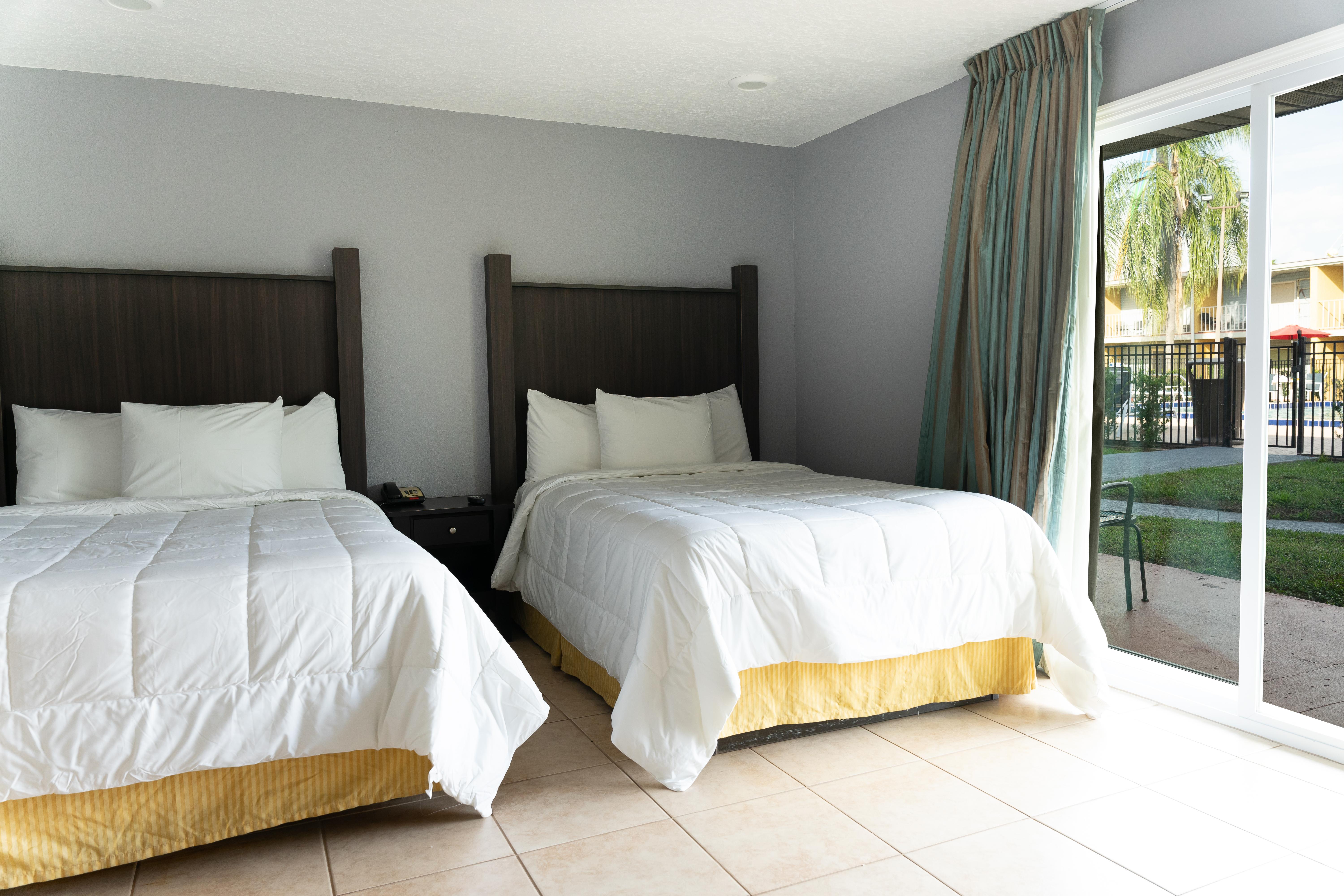 Celebration Suites Екстериор снимка